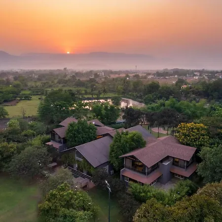 Nivaant Farms And Cottages By Stayvista - 17Bhk With Pet Friendly & Pickle Ball-2