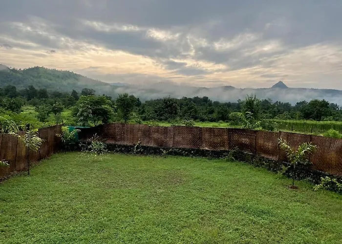 The Silver Lining - 2 Bhk Villa Facing The Hills Karjat
